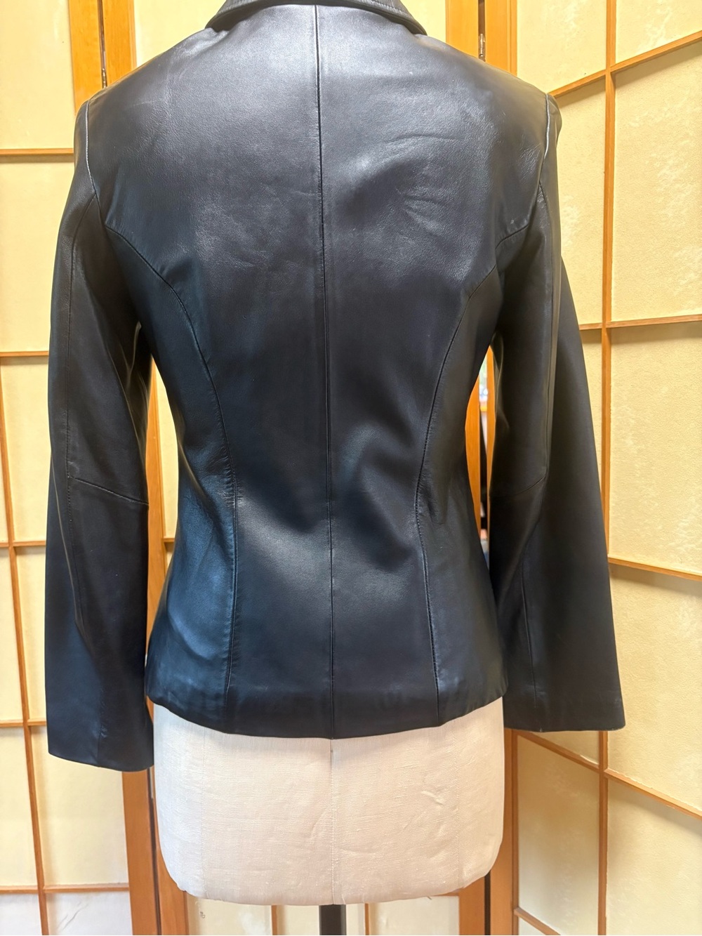 Express 100% Genuine Leather Black Zip Front Fitted Jacket Y2K Minimalist Sz 6 - Picture 4 of 12
